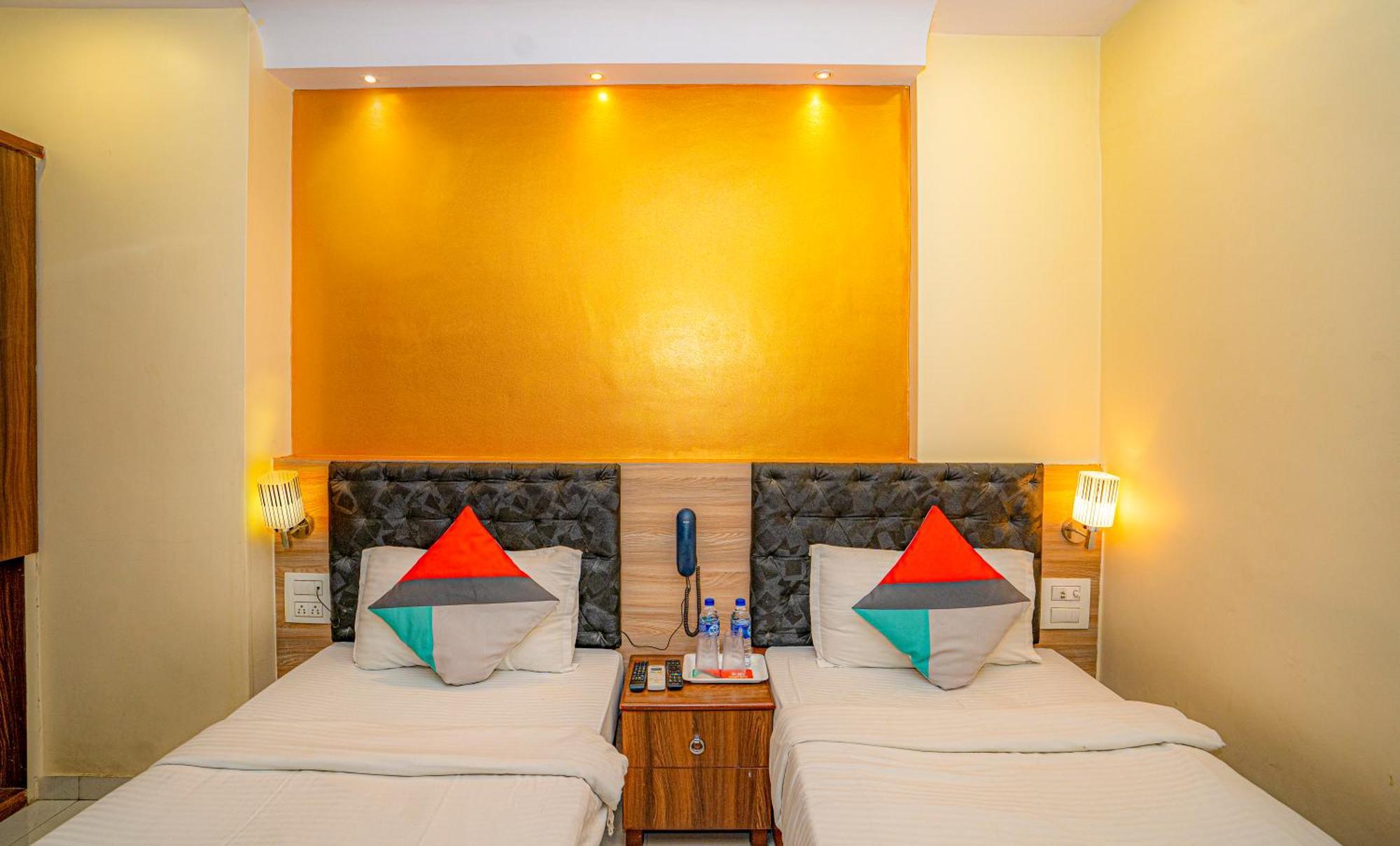 Hotel Hill Park Мумбаи Экстерьер фото